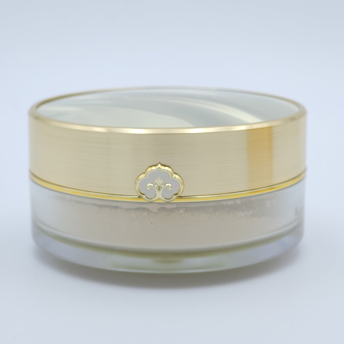 The history of Whoo Gongjinhyang Mi Luxury Luminous Powder 28g