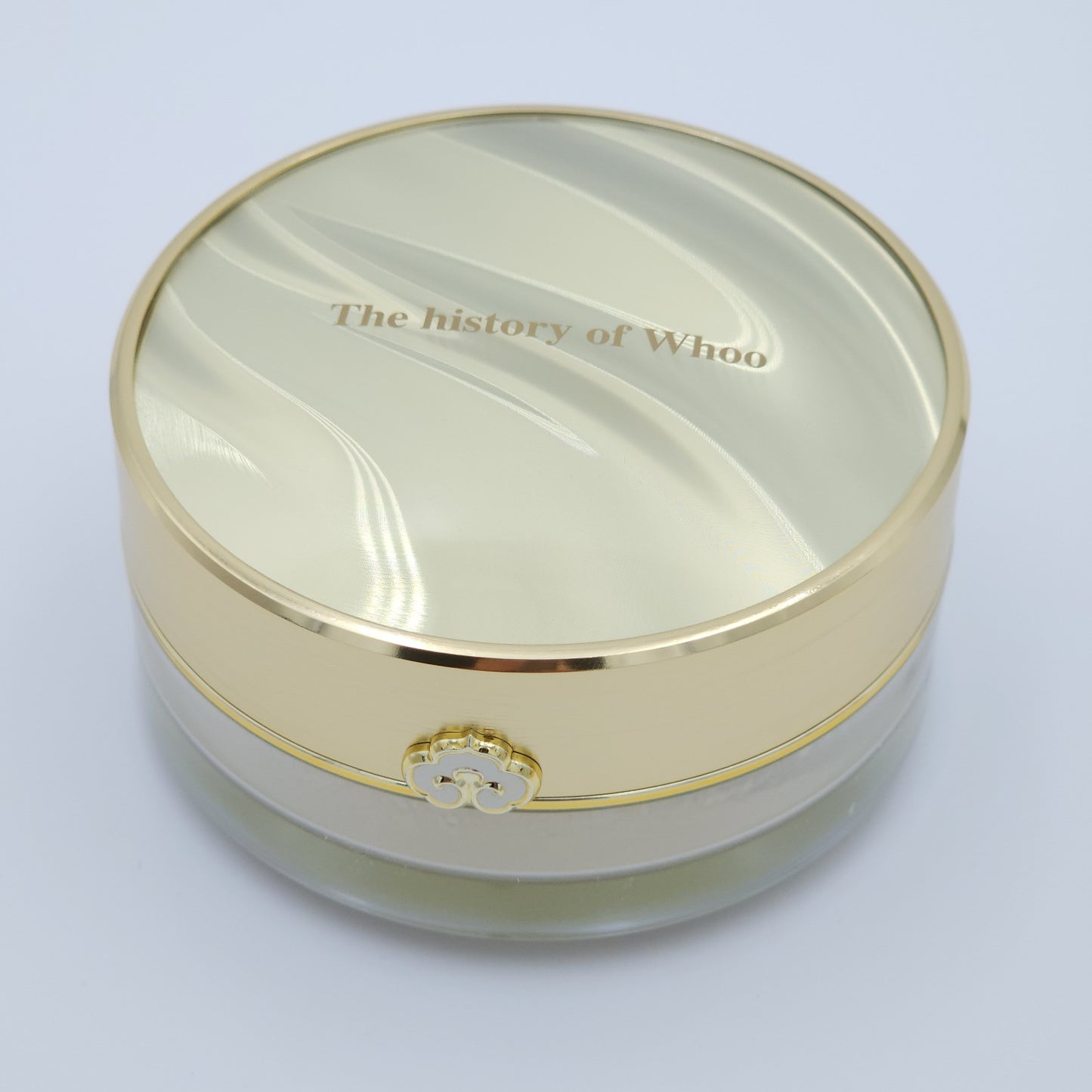 The history of Whoo Gongjinhyang Mi Luxury Luminous Powder 28g