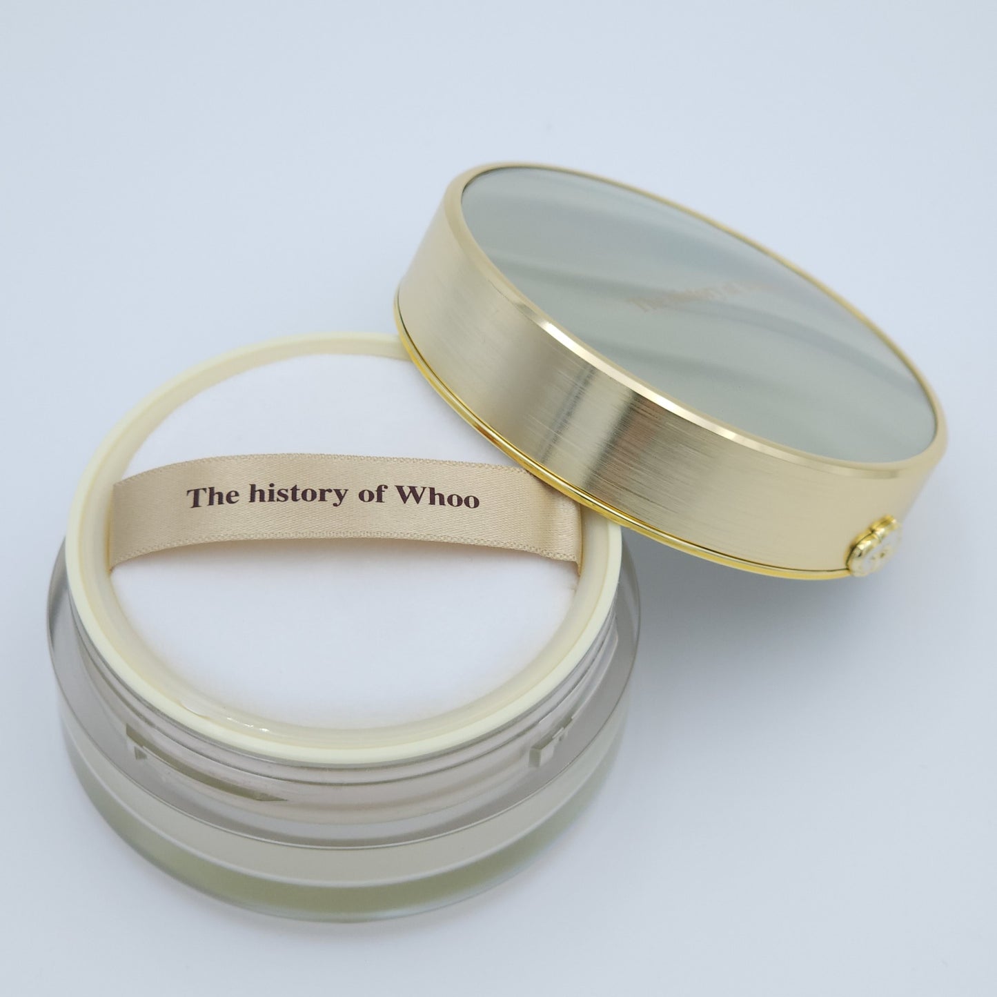 The history of Whoo Gongjinhyang Mi Luxury Luminous Powder 28g