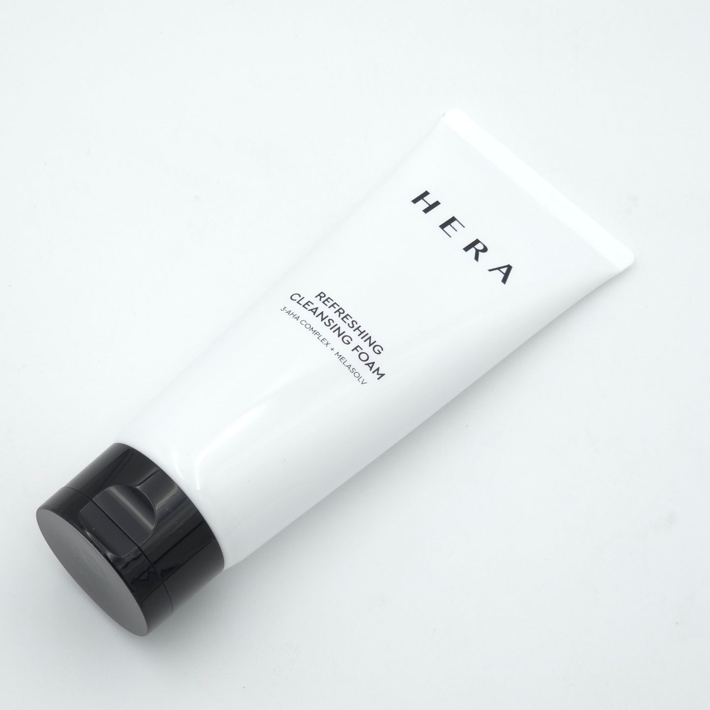 HERA Refreshing Cleansing Foam 160g AHA Deep Cleansing Hydrating Face Wash