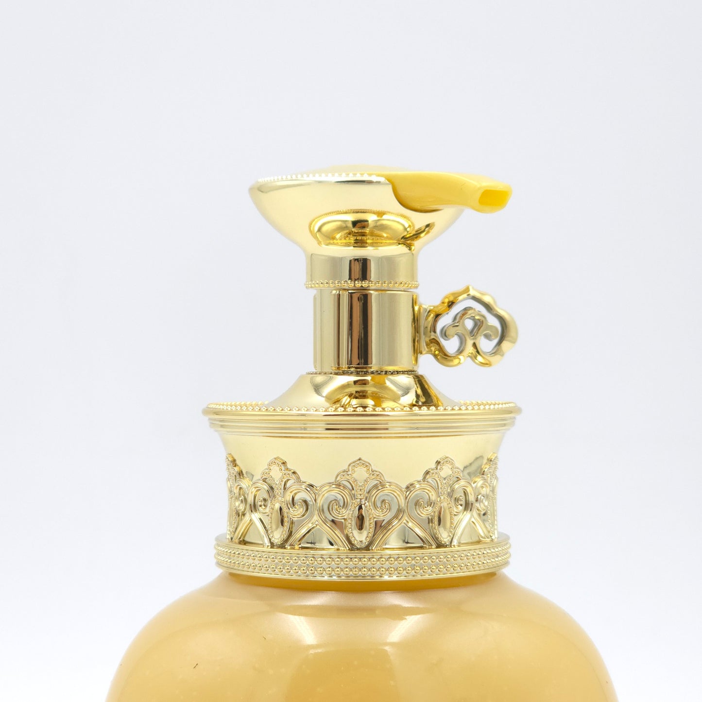 The history of Whoo WHOOSPA Essential Moisturizer 220ml Premium Body Lotion