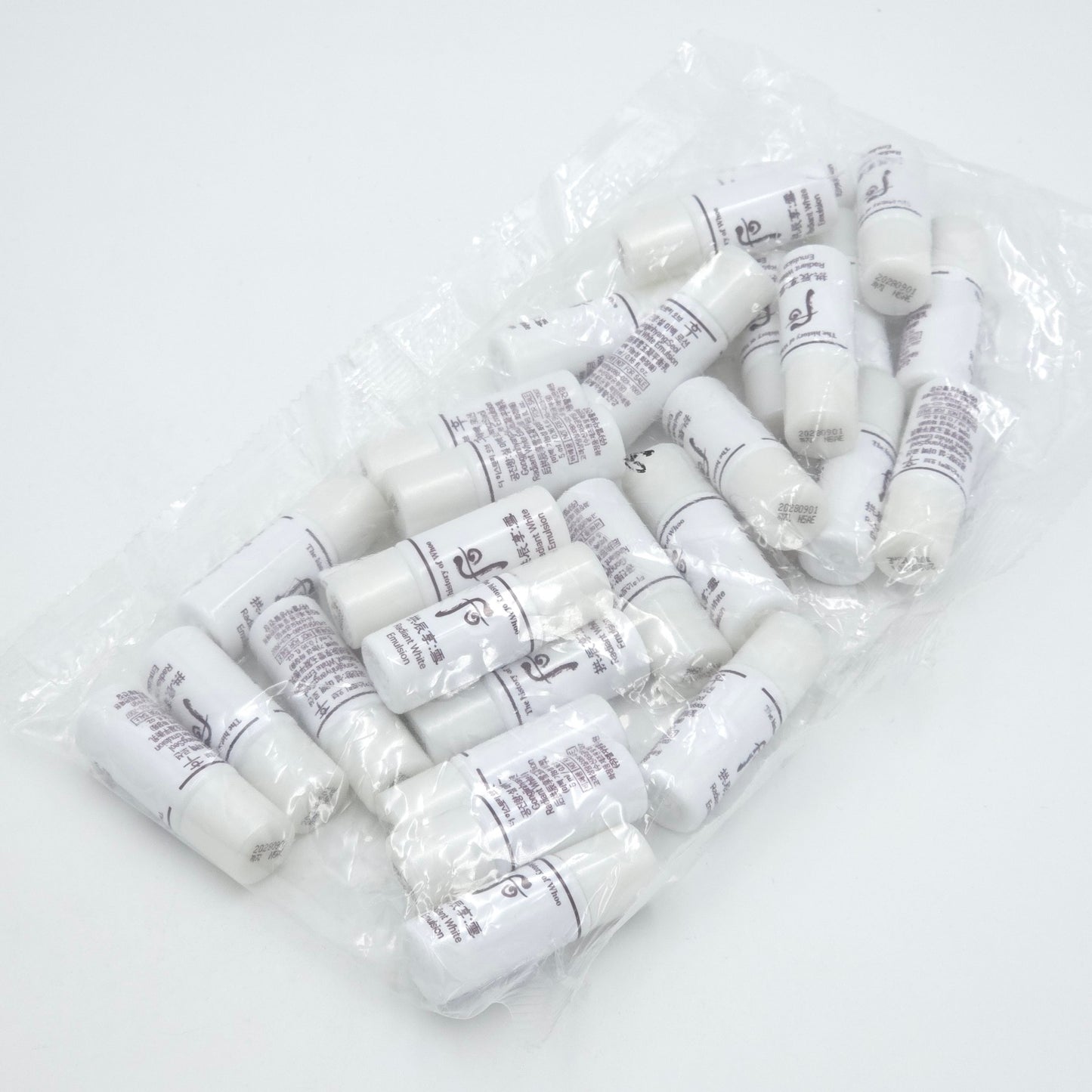 The history of Whoo Gongjinhyang Seol Radiant White Emulsion 5ml x 30pcs