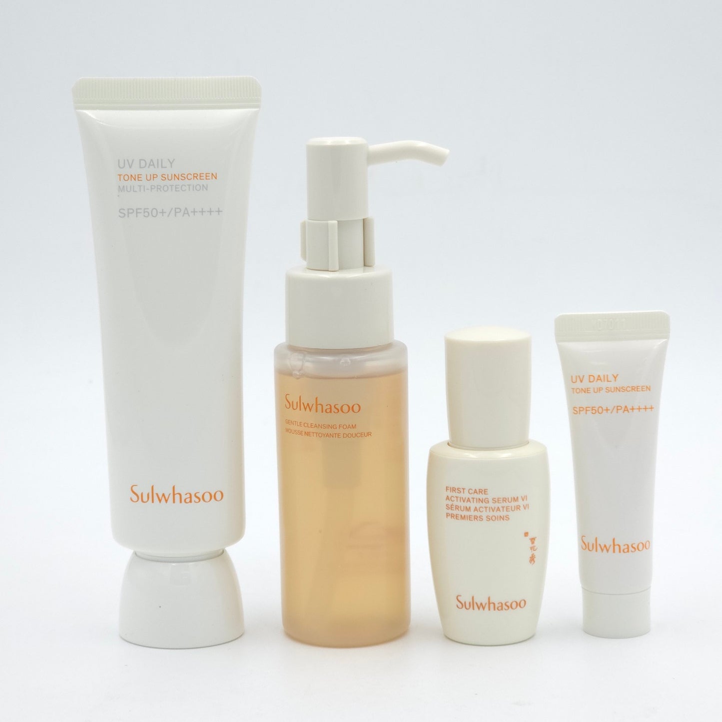 Sulwhasoo UV Daily Tone Up Sunscreen Set SPF50+ PA++++ 50ml + Gift