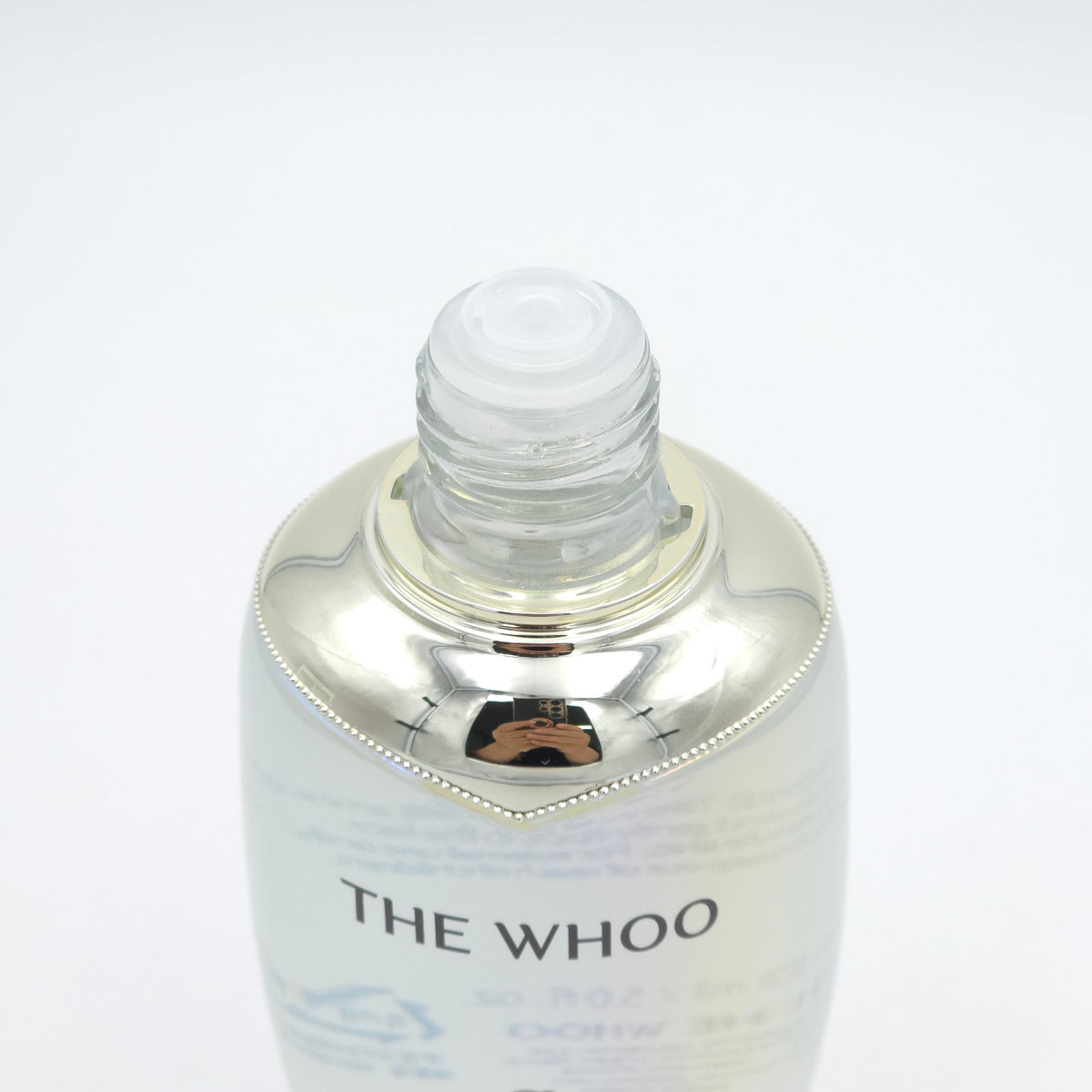 The history of Whoo Cheongidan Rejuvenating Pro-Radiance Refining Essence 150ml