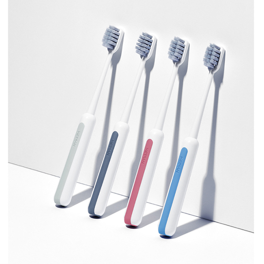 MEDIAN Gum Science Low-Irritation Feather Microfine Toothbrush 4pcs